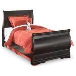 Huey Vineyard Full Sleigh Bed with Dresser and Mirror - Image 4